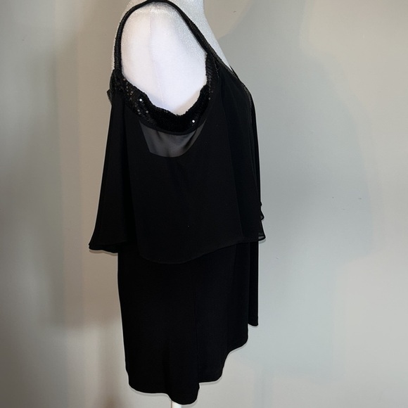 Stunning Sequin Top from Dress Barn Size Large - Picture 5 of 9